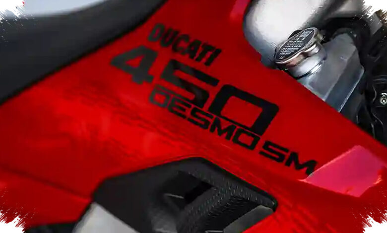 Ducati Desmo450 SM Mengusik KTM 450 SMR, Senjata Baru untuk Trek Supermoto