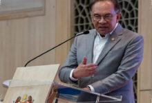 Kerugian Dana Pensiun PNS Malaysia di eFishery, Anwar Siap Jelaskan di Parlemen