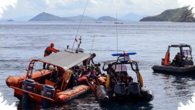 Dua Penyintas Ditemukan Berpegangan pada Gabus, Selamat KM Nurul Salsa Jadi 59 Orang