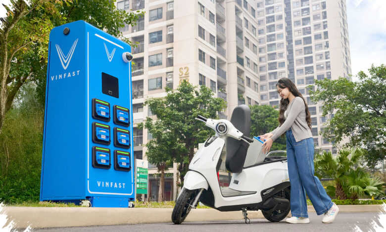 VinFast Andalkan 2.000 Titik Tukar Baterai, Motor Listrik Tak Perlu Lama Cas