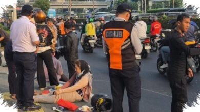 Mobil Boks Tak Sempat Mengerem di MT Haryono, 4 Orang Terluka dalam Tabrakan Beruntun