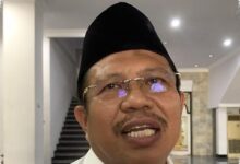 Kantor Disegel di Tengah OTT KPK, Bupati Lombok Barat Lalu Ahmad Zaini Diamankan