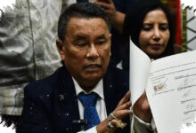 Pengikut Hotman Paris Turun usai Bela Febrie, Seruan Unfollow Menguat