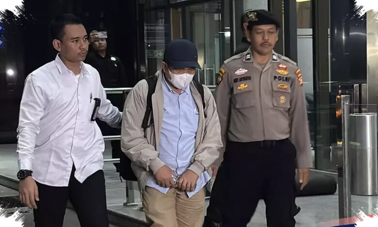 Bupati Lombok Barat Tiba di KPK dengan Masker, OTT Sita Uang Ratusan Juta