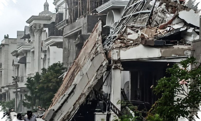 Ledakan Hancurkan Rumah di Grand Polonia, Dugaan Kebocoran Gas Bawah Tanah Diselidiki