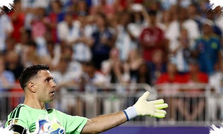Argentina Gagal Pertahankan Gelar, Rencana Pensiun Emi Martinez Kini Tertunda