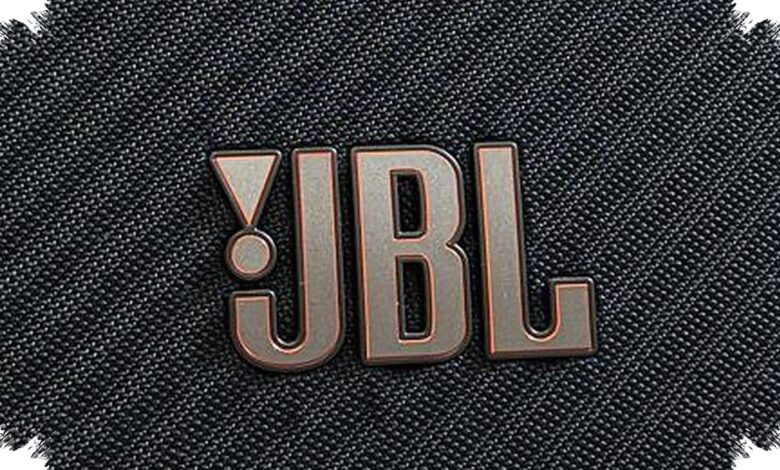 JBL Vienna Ubah Speaker Jadi Layar Lirik 18,5 Inci, Musik Kini Lebih Visual