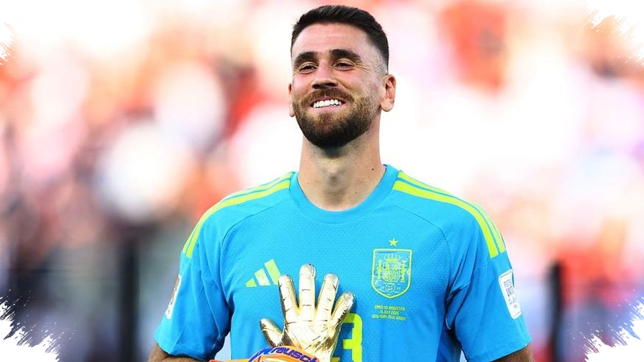 Ciuman Singkat Unai Simon dan Yeremy Pino di Pesta Juara Spanyol, Mengundang Reaksi