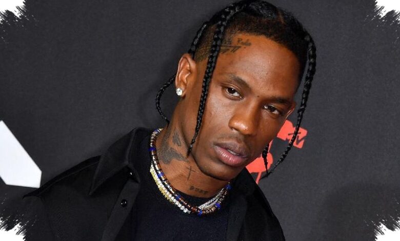 Travis Scott Dikeluarkan dari Zero Bond, Keributan Botol Hentikan Aksi 50 Cent
