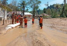 Empat Tanggul Jebol Dikebut, Warga Tapanuli Tengah Masih Hadapi Risiko Banjir