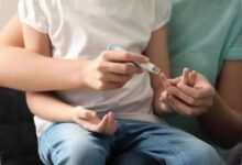 Anak Lama Main Gadget Tak Bikin Jantung Lemah, Dokter Luruskan Mitos yang Kerap Dipercaya