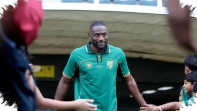 Yann Mabella Terpukau Lautan Bonek, Atmosfer Liga Malaysia Dianggap Tak Sebanding