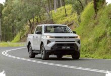 Toyota Hilux 2026 Tawarkan Dua Karakter, Diesel 500 Nm atau BEV AWD Rp1,019 Miliar