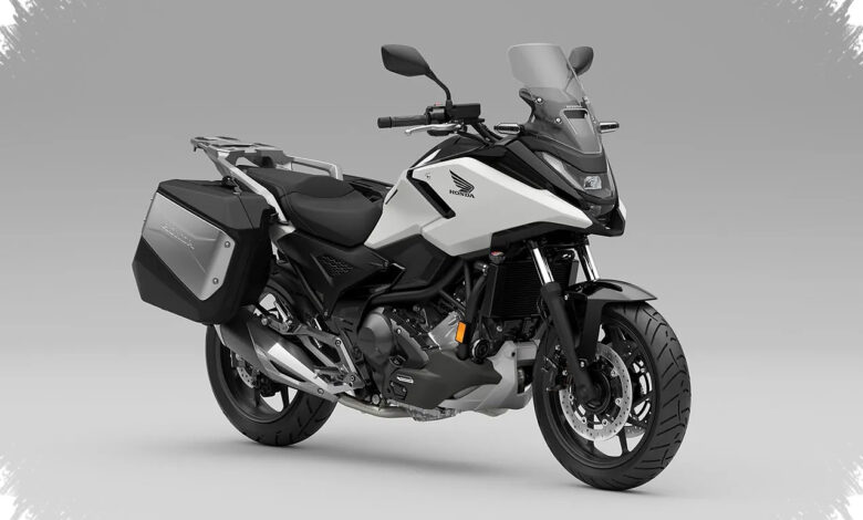 5 Motor Cruiser Bertangki Besar untuk Touring, Honda Rebel 1100 Justru Lebih Ramping